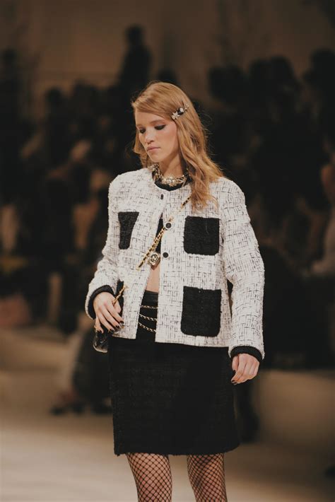 chanel cruise 21 22|CRUISE 2021/22 SHOW .